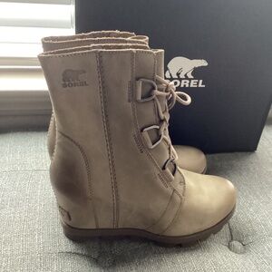 SOREL Joan of Arctic II Waterproof Wedge Boot (Women) 8M